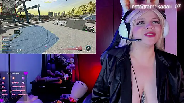 Snapshot of Irinaa_Scarlett chatting on January 6, 1:20 am Irinaa Scarlett online show from January 6, 1:20 am