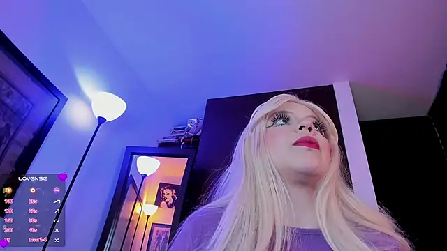 Snapshot of Irinaa_Scarlett chatting on January 26, 11:39 pm Irinaa Scarlett online show from January 26, 11:39 pm