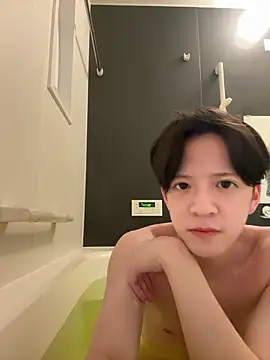 Snapshot of yuuuuma578 chatting on November 22, 2:05 pm yuuuuma578 online show from November 22, 2:05 pm