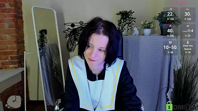 Alina Mills online show from March 11, 7:47 pm