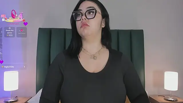 juicy led  online show from July 23, 11:08 am