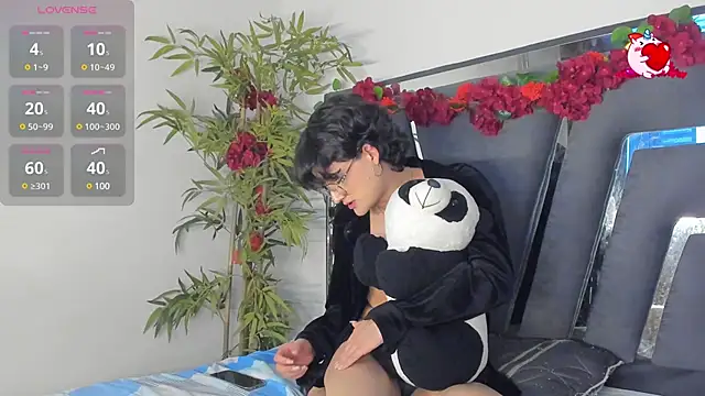 Black Rose2 online show from March 19, 2:46 pm