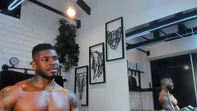 Snapshot of Makonneen chatting on January 5, 2:06 am Makonneen online show from January 5, 2:06 am