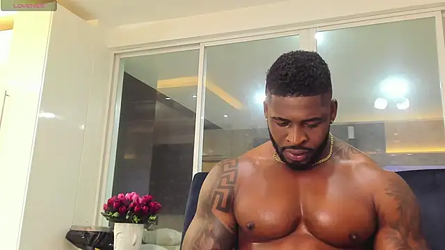 Snapshot of Makonneen chatting on February 26, 5:53 am Makonneen online show from February 26, 5:53 am