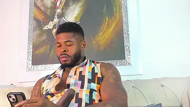 Snapshot of Makonneen chatting on October 8, 2:53 am Makonneen online show from October 8, 2:53 am