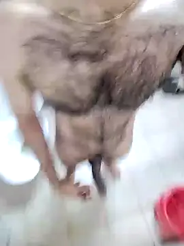 Snapshot of hairy_gun chatting on January 13, 7:10 pm hairy gun online show from January 13, 7:10 pm