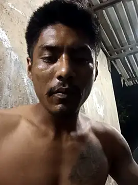 Snapshot of Aqua2312 chatting on April 4, 6:55 am Aqua2312 online show from April 4, 6:55 am