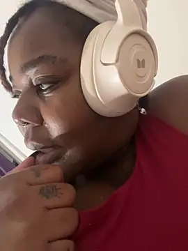 Snapshot of Goddess_Nafeesha chatting on October 30, 4:14 am Goddess Nafeesha online show from October 30, 4:14 am