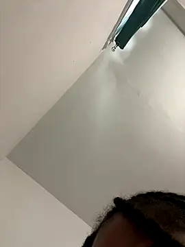 Snapshot of Goddess_Nafeesha chatting on December 16, 4:56 pm Goddess Nafeesha online show from December 16, 4:56 pm