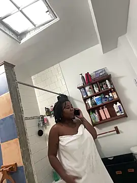 Snapshot of Goddess_Nafeesha chatting on January 7, 3:47 pm Goddess Nafeesha online show from January 7, 3:47 pm