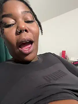 Snapshot of Goddess_Nafeesha chatting on January 10, 6:04 am Goddess Nafeesha online show from January 10, 6:04 am