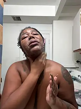 Snapshot of Goddess_Nafeesha chatting on January 12, 11:48 am Goddess Nafeesha online show from January 12, 11:48 am