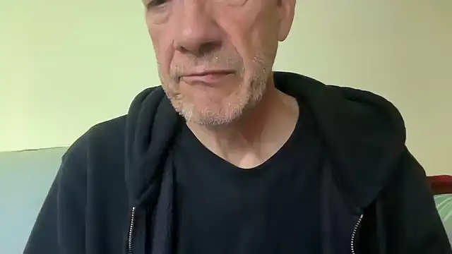 Snapshot of tauromolo chatting on July 6, 4:53 pm tauromolo online show from July 6, 4:53 pm