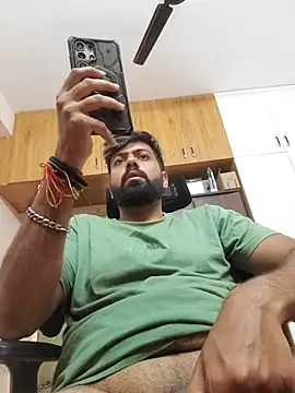 Snapshot of Hornie_small_Dick01 chatting on September 27, 10:42 am Hornie small Dick01 online show from September 27, 10:42 am