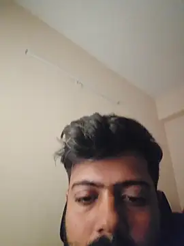 Hornie small Dick01 online show from February 17, 6:43 am