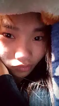 Snapshot of Lonalysexy chatting on February 8, 7:26 am Lonalysexy online show from February 8, 7:26 am
