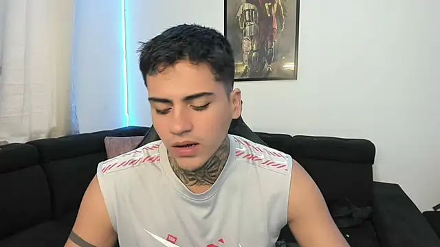 Snapshot of mad_maxxx2 chatting on January 24, 1:25 pm mad maxxx2 online show from January 24, 1:25 pm