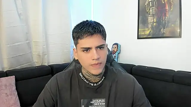 Snapshot of mad_maxxx2 chatting on February 5, 12:27 pm mad maxxx2 online show from February 5, 12:27 pm