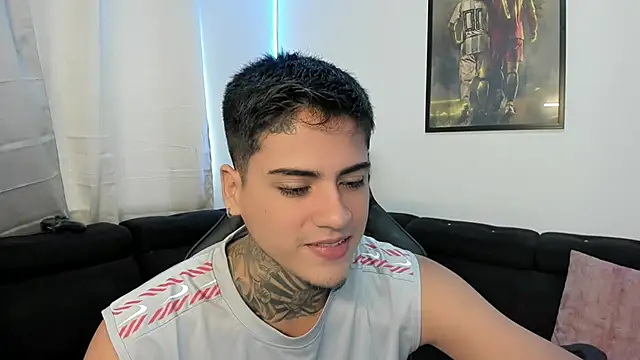 Snapshot of mad_maxxx2 chatting on February 9, 1:14 pm mad maxxx2 online show from February 9, 1:14 pm