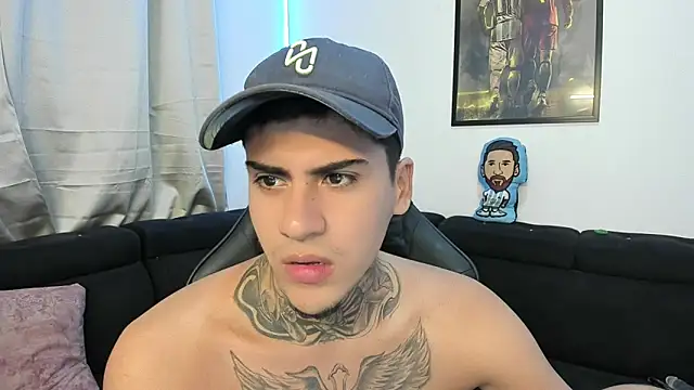 Snapshot of mad_maxxx2 chatting on February 18, 11:08 pm mad maxxx2 online show from February 18, 11:08 pm