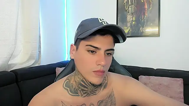 Snapshot of mad_maxxx2 chatting on February 19, 4:11 pm mad maxxx2 online show from February 19, 4:11 pm