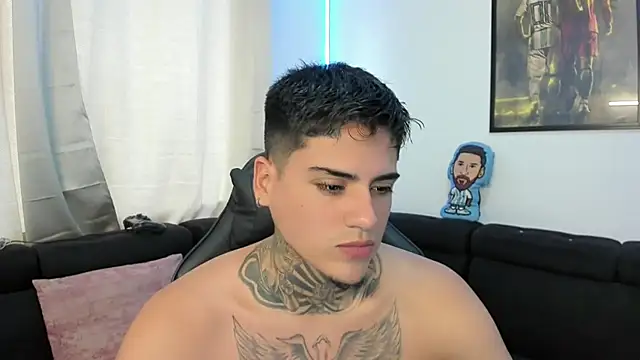 Snapshot of mad_maxxx2 chatting on February 27, 3:48 pm mad maxxx2 online show from February 27, 3:48 pm