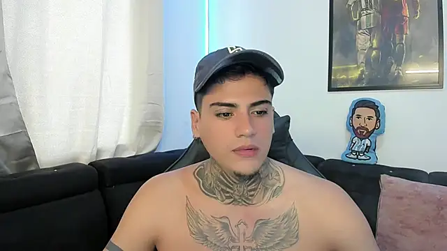 Snapshot of mad_maxxx2 chatting on March 1, 3:49 pm mad maxxx2 online show from March 1, 3:49 pm