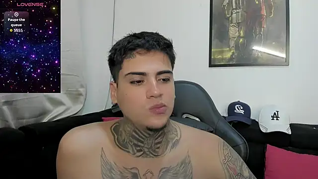 Snapshot of mad_maxxx2 chatting on September 21, 1:07 am mad maxxx2 online show from September 21, 1:07 am