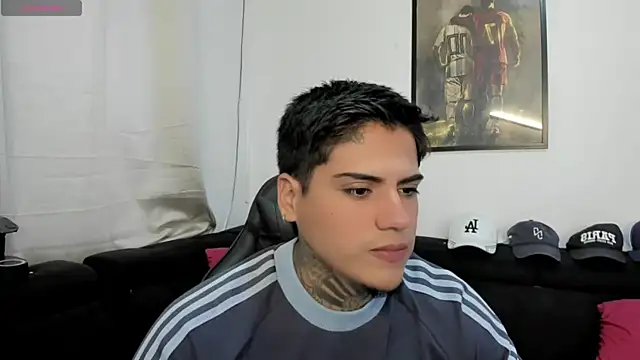 Snapshot of mad_maxxx2 chatting on October 22, 12:16 pm mad maxxx2 online show from October 22, 12:16 pm