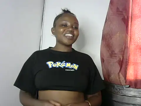 juicyblaqebony online show from March 25, 4:51 am