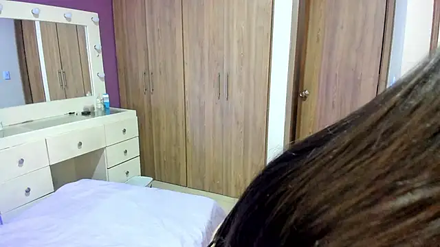 Medelynevans1 online show from November 14, 10:07 pm