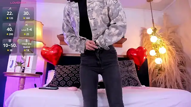 Alice milf  online show from February 13, 11:17 am