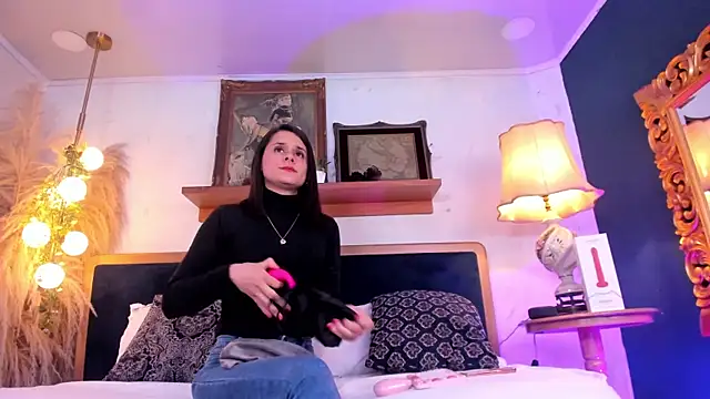 Alice milf  online show from March 8, 11:16 am