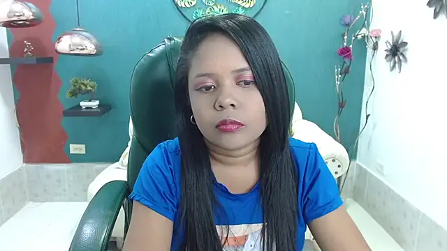 Melikasweetz online show from December 17, 5:26 pm