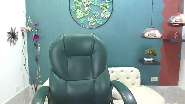 Melikasweetz online show from January 3, 8:32 pm