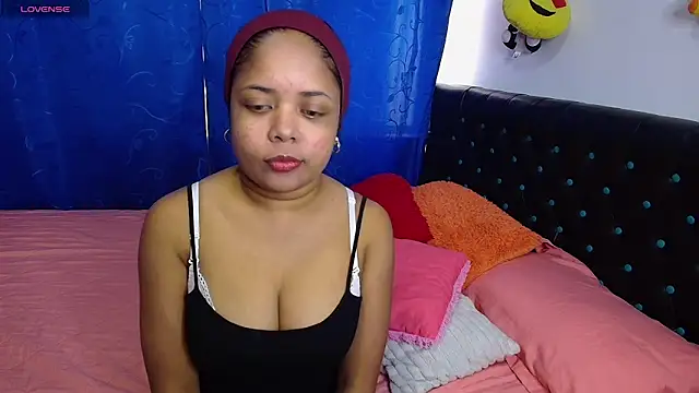 Melikasweetz online show from April 26, 4:48 pm