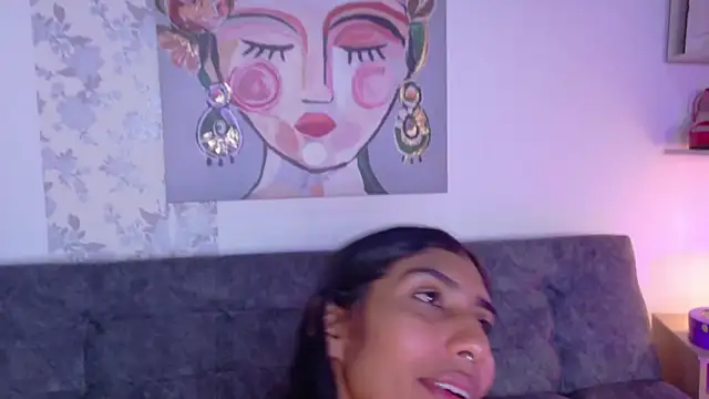 Snapshot of taty_miller chatting on July 5, 1:40 pm taty miller online show from July 5, 1:40 pm