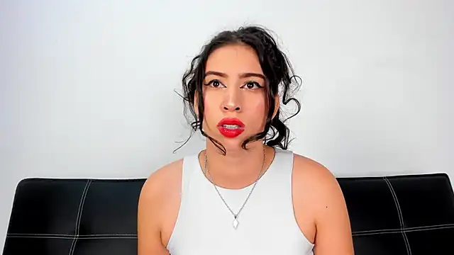 Snapshot of purplay_98 chatting on November 14, 1:04 am purplay 98 online show from November 14, 1:04 am