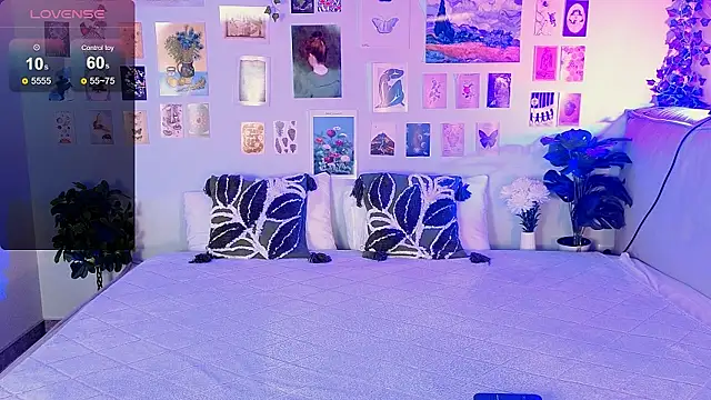 MiaBecky online show from June 16, 5:43 am