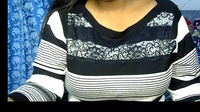 Snapshot of Radhika_Singhaniya chatting on November 20, 7:35 pm Radhika Singhaniya online show from November 20, 7:35 pm