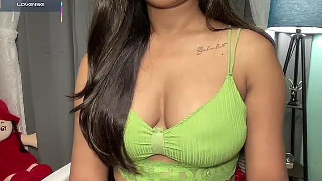 Snapshot of senorita78 chatting on November 22, 6:29 pm senorita78 online show from November 22, 6:29 pm