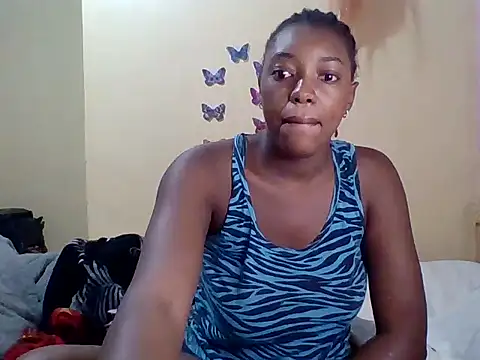 Snapshot of Zara_Twilight chatting on December 7, 6:37 pm Zara Twilight online show from December 7, 6:37 pm