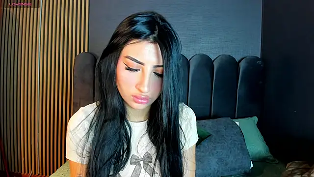 Snapshot of Nicolette_ks_ chatting on November 25, 4:34 am Nicolette ks online show from November 25, 4:34 am