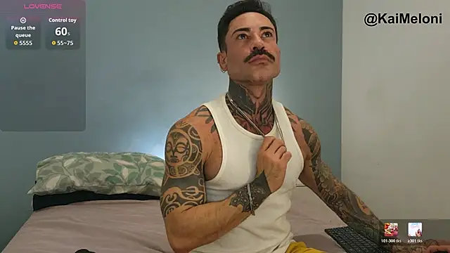 Snapshot of kairos_xxx chatting on August 4, 1:09 am kairos xxx online show from August 4, 1:09 am