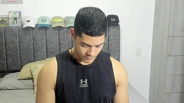 Iamdylan777 online show from April 27, 4:43 am