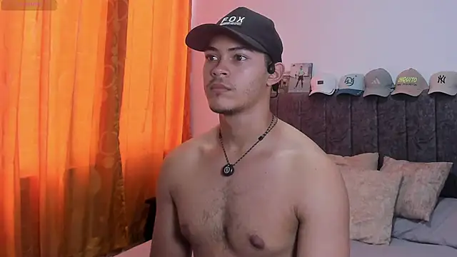 Iamdylan777 online show from April 27, 5:44 pm