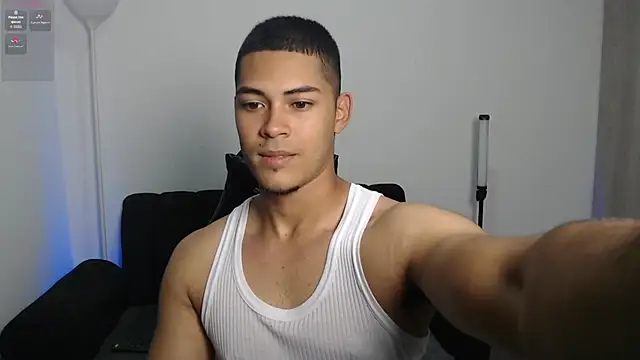 Snapshot of Iamdylan777 chatting on July 13, 5:21 am Iamdylan777 online show from July 13, 5:21 am