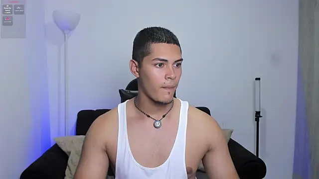 Snapshot of Iamdylan777 chatting on July 18, 3:33 am Iamdylan777 online show from July 18, 3:33 am