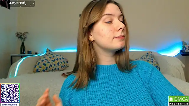 MurrrWorren online show from February 15, 11:47 pm