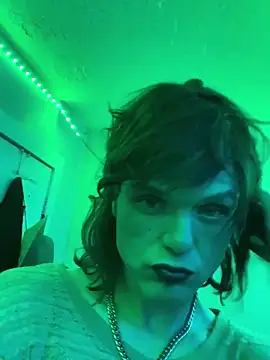 Snapshot of sum1betterthanmost chatting on November 22, 9:41 am sum1betterthanmost online show from November 22, 9:41 am